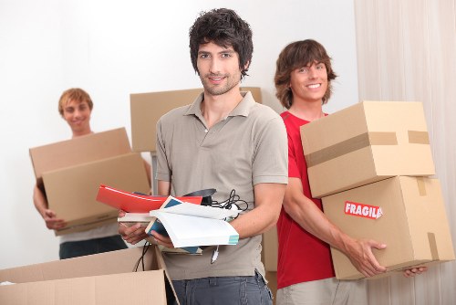 Complaint investigation and resolution in a removals service