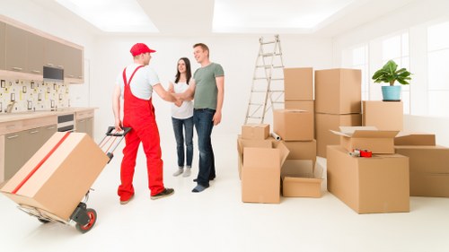 Docklands flat removals for apartments and nearby local moves